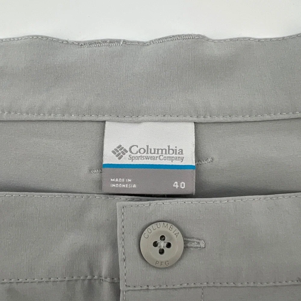 Columbia PFG‎ Blood & Guts Grey Fishing Shorts Mens 40 Omni-Shield Bottle Opener